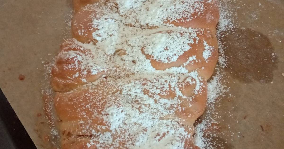 Hefezopf mit Mandeln -Aprikosen Fühlung Rezept von Manfred Lentner ...