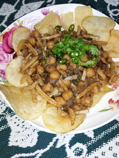 A picture of Chips Chaat.