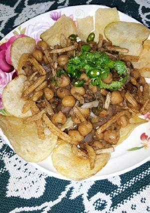 A picture of Chips Chaat.