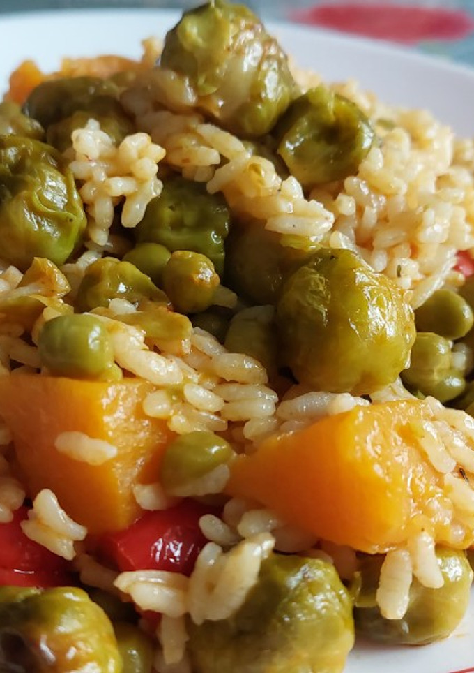 Una foto de Arroz de verduras en FussionCook