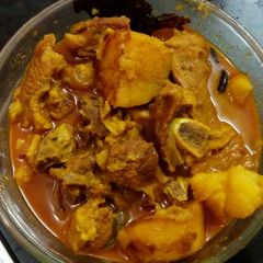A picture of Mutton curry.