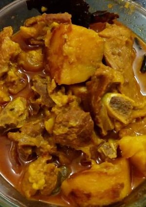 A picture of Mutton curry.