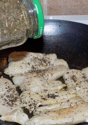 Una foto de Merluza al wok (a la manteca de menta)