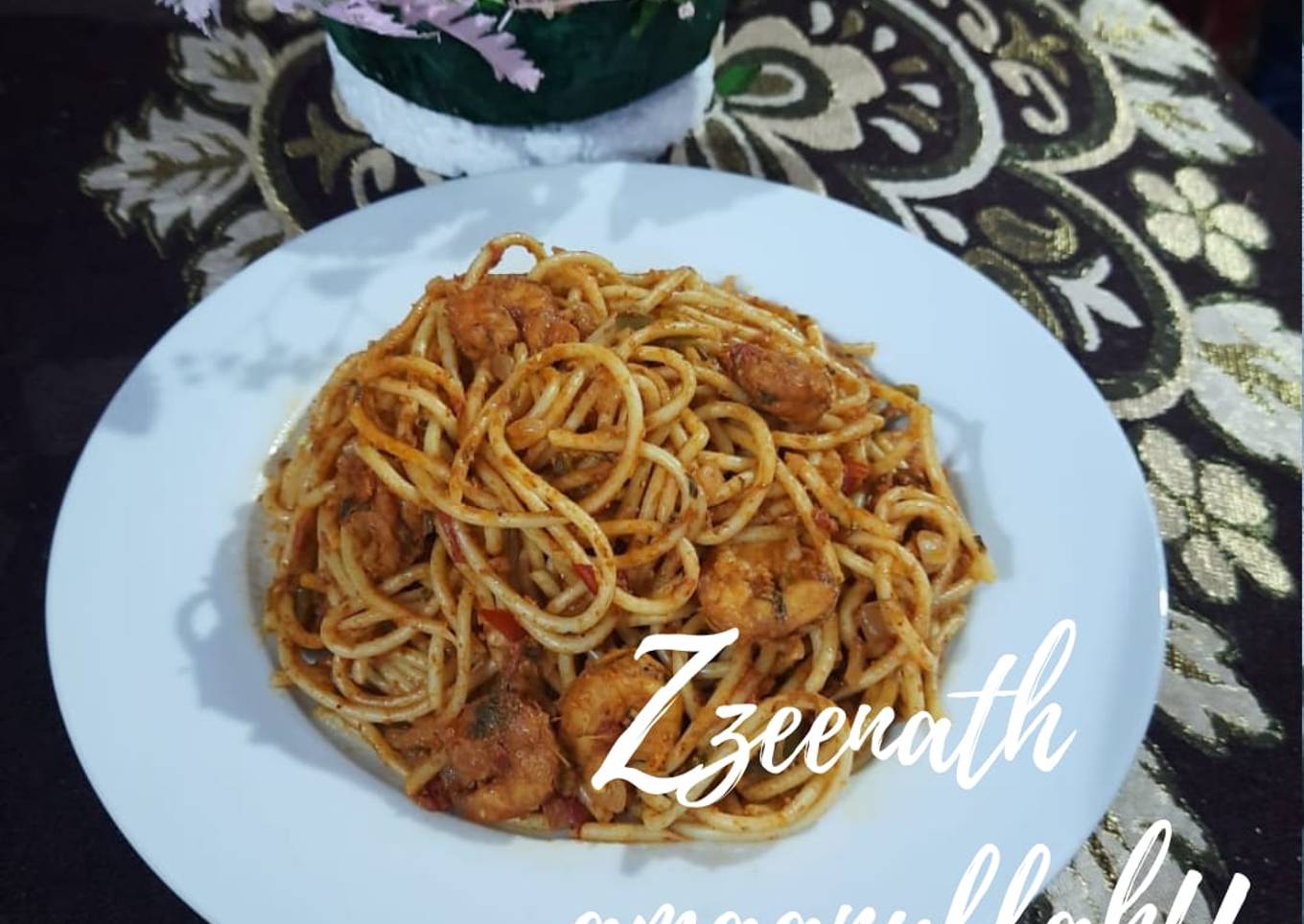 Red Sauce Spaghetti with Prawns