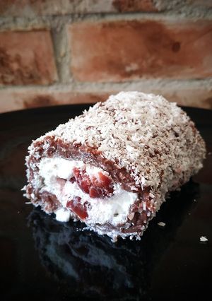 Meggyes tekercs 🍒 recept fotója
