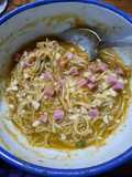 Cabello de ángel al curry con dados de jamón