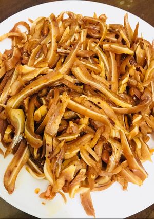 涼拌麻辣耳絲🐷👂 的食譜成品照片