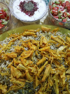 عکسی از دستور سبزی پلو با مرغ ریش ریش