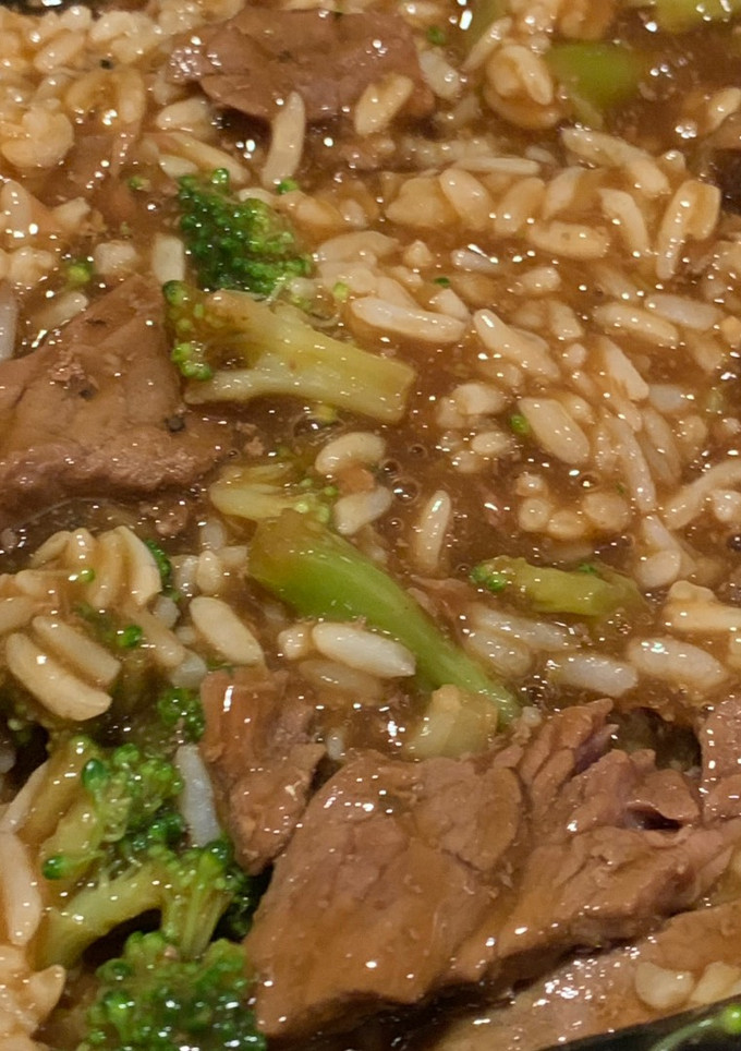 A picture of Easy Beef and Broccoli instant Pot.
