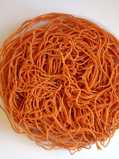 મગ ના લોટ ની ક્રિસ્પી સેવ(Moong lot sev recipe in gujarati) રેસીપી મુખ્ય ફોટો