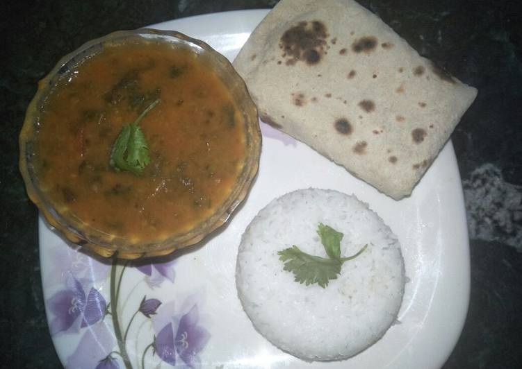 Recipe of Ultimate Dal palak bhaji