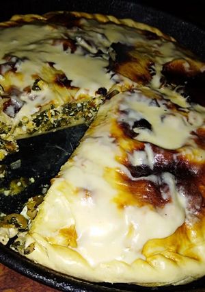Una foto de Tarta de acelga y pollo😋
