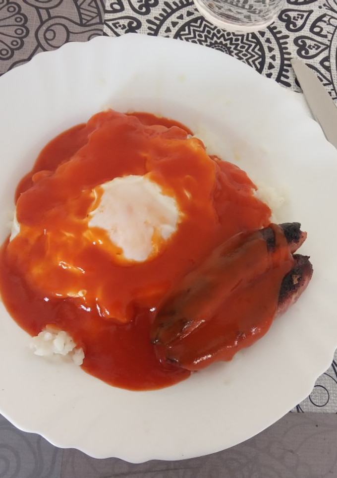 Una foto de Arroz a la Cubana 🍚🍚🍚