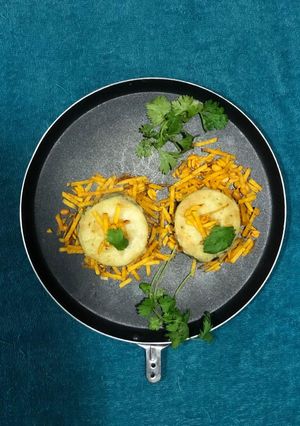 ફરાળી દાબેલી(farali dabeli recipe in gujarati) રેસીપી મુખ્ય ફોટો