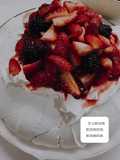 Pavlova de Frutos Vermelhos