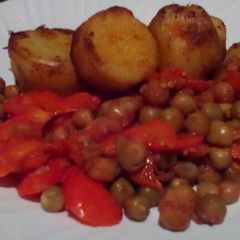 Fried sweet potatoes with peas#4weekchallenge A picture of Fried sweet potatoes with peas#4weekchallenge.