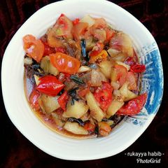 A picture of Potatoes sauce.