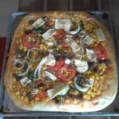 A picture of Pizza Kusworo.