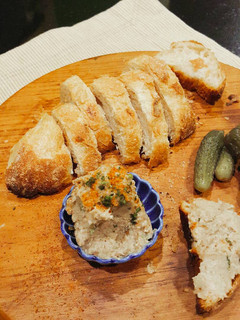 A picture of Sardine rillettes.