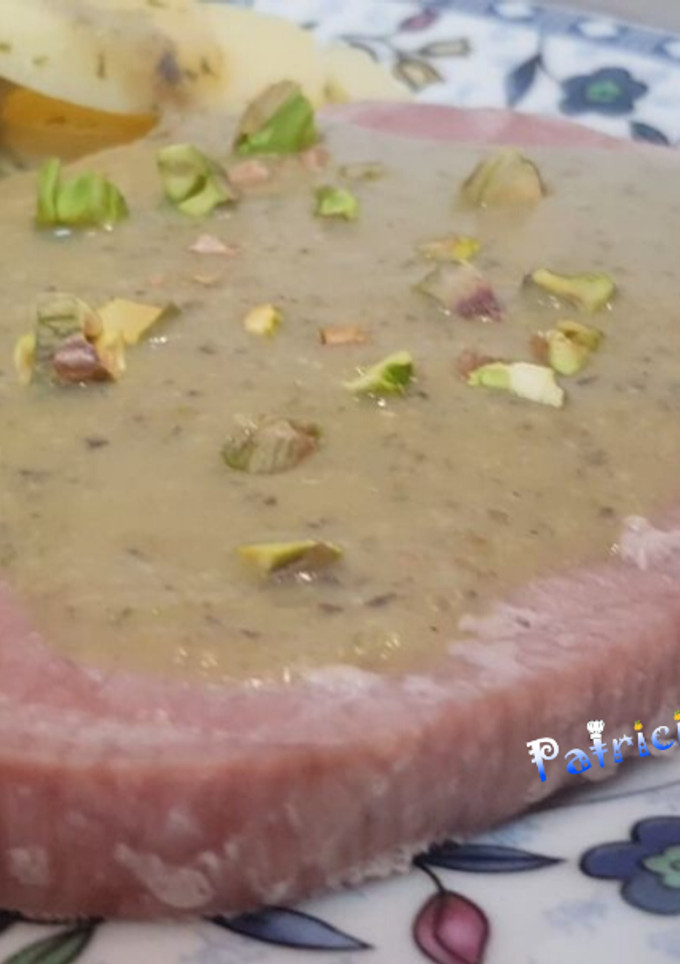 Una foto de Atún en salsa de pistachos con Monsieur Cuisine Connect