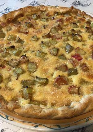 Une photo de Tarte à la rhubarbe crème vanille et épeautre