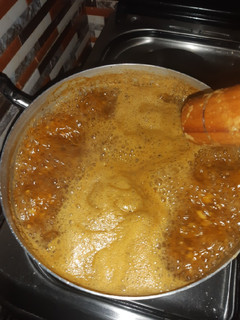 A picture of Pineapple peel juice/ omunanansi.