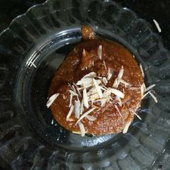A picture of Besan ka halwa.