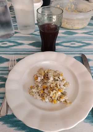Una foto de Ensaladilla de Alcachofas, Atún y Huevo duro
