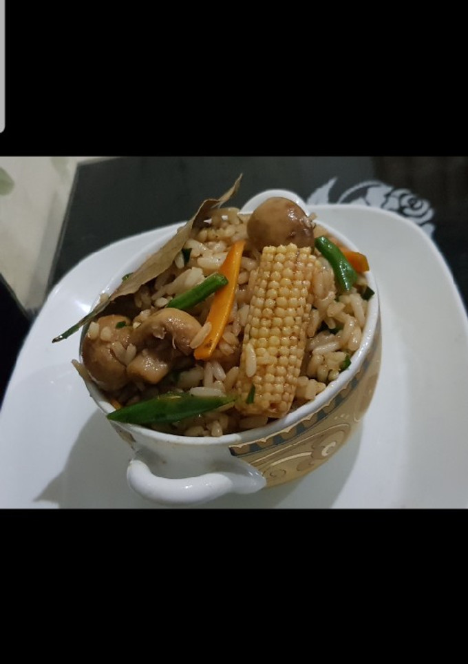 A picture of Simple fried rice.
