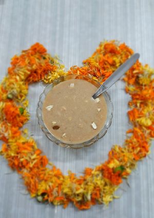 নলেন গুড়ের ফিরনি (nolen gurer phirni recipe in Bengali) রেসিপির প্রধান ছবি