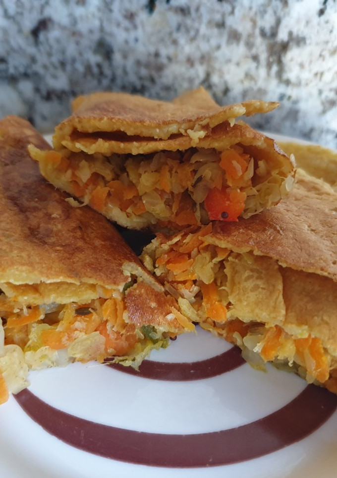 Una foto de Enrollada de garbanzo con vegetales