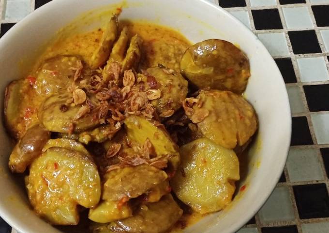 Rendang jengkol