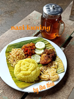Foto resep NASI KUNING (rice cooker)