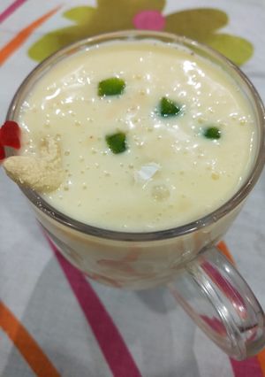 A picture of Mango shake.