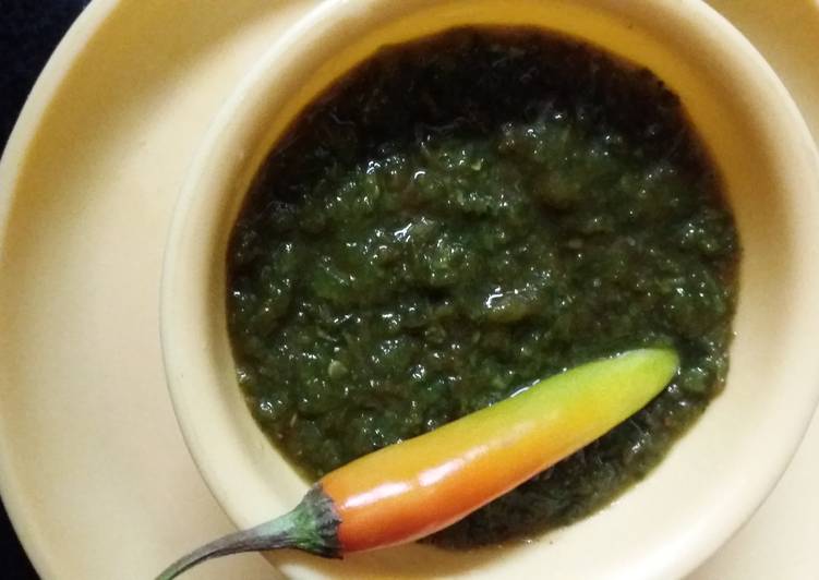Steps to Prepare Quick Green chilli Chutney