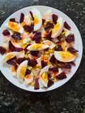 162. Ensalada de Remolacha, Mozzarella y Huevo