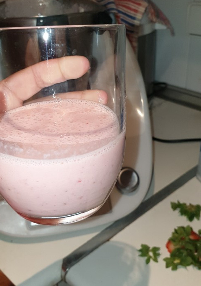 Una foto de Batido de fresas Thermomix