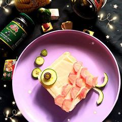 A picture of Cheese sandwich.