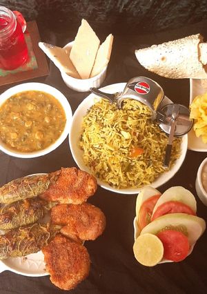 A picture of Sindhi traditional Plate Methi Pulao Sai bhaji.