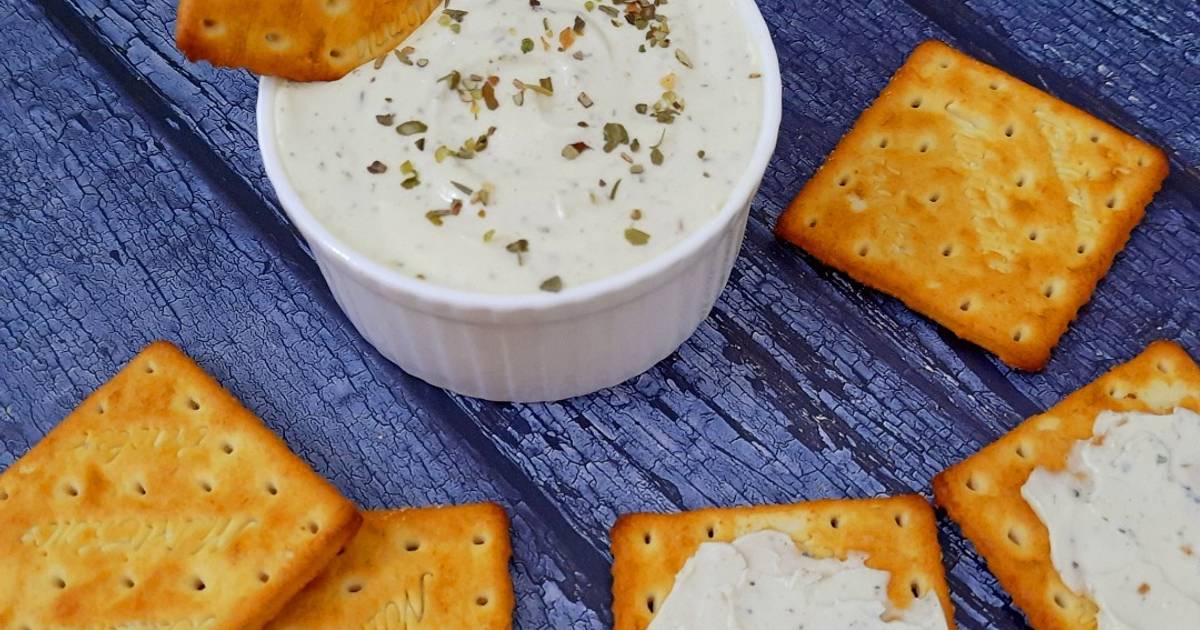Herb & Garlic Cheese Spread Recipe by Madhu Bindra Cookpad