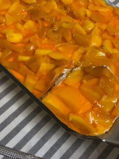 صورة لوصفة كنافة بالمانجو 😋😋 لذيذة