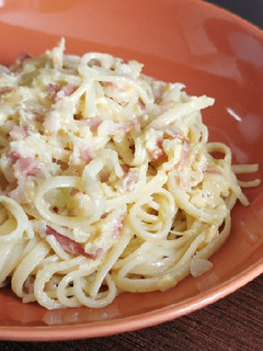 Una foto de Spaghettis a la carbonara
