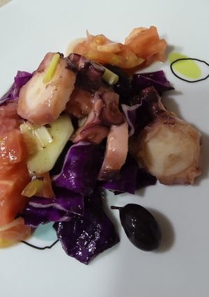 Una foto de Ensalada de pulpo 🐙