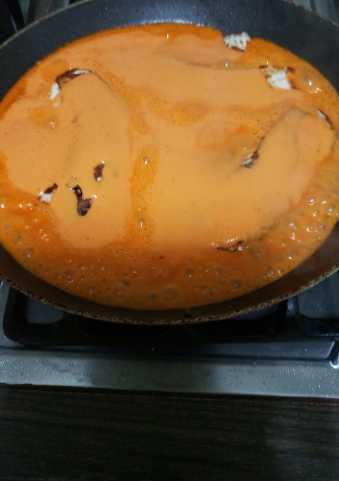 Una foto de Pescado al pimiento morrón