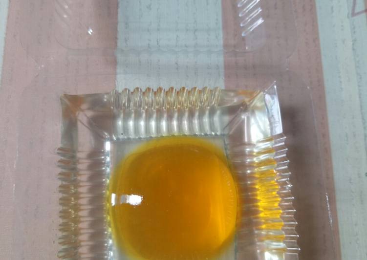 Puding ceplok telor mentah