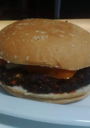 Una foto de Hamburguesa de carne de soya con berenjenas