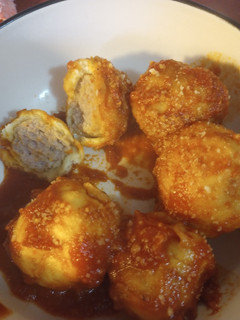 A picture of Pastaballs in a Sauce.