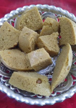 कणकेचा केक (kankecha cake recipe in marathi) रेसिपी चे मुख्य फोटो 