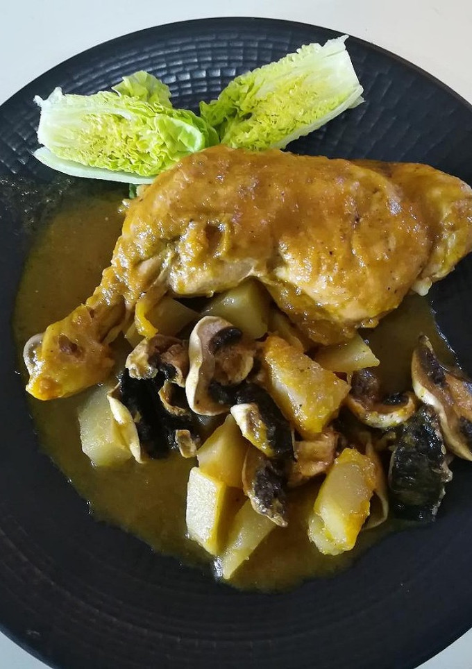 Una foto de Pollo a la jardinera con cerveza