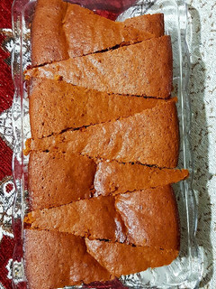 عکسی از دستور کیک رژیمی با شیره توت
